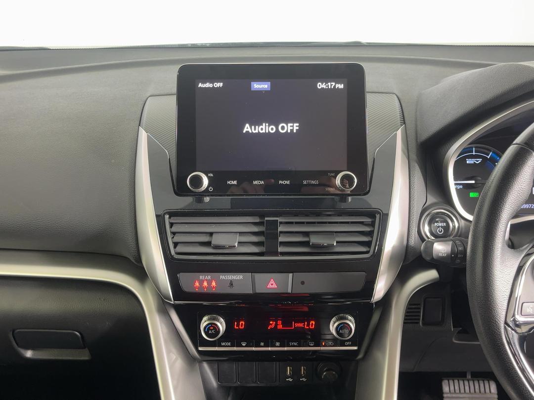 Photo '18' of Mitsubishi Eclipse Cross