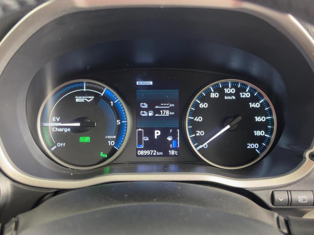 Photo '21' of Mitsubishi Eclipse Cross