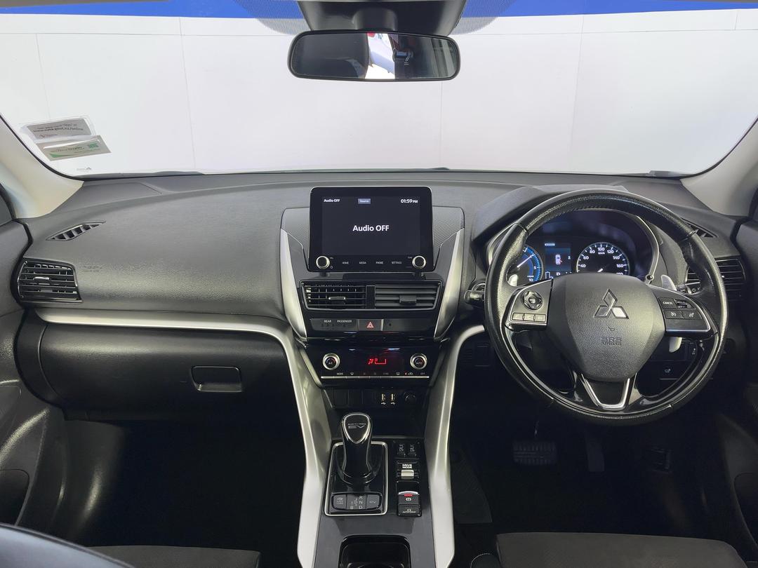 Photo '17' of Mitsubishi Eclipse Cross
