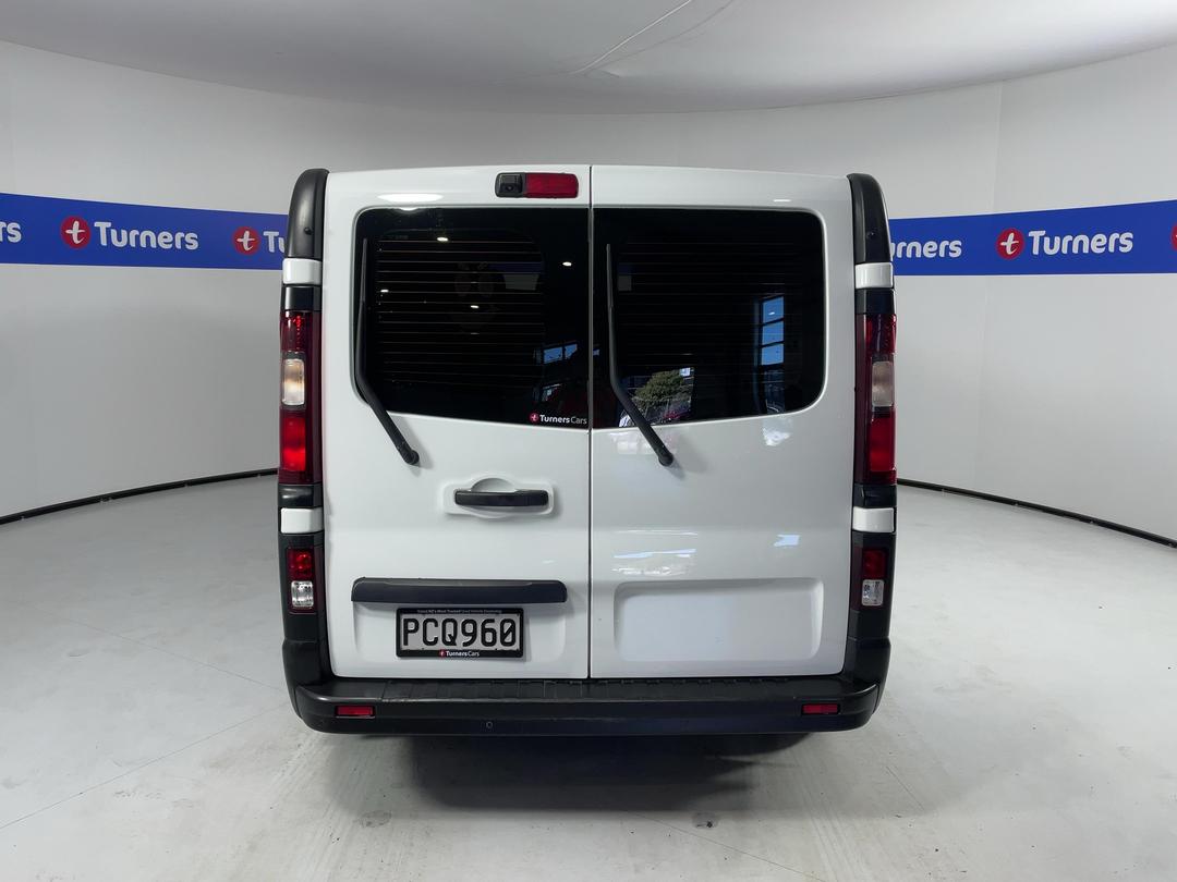 Photo '6' of Mitsubishi Express