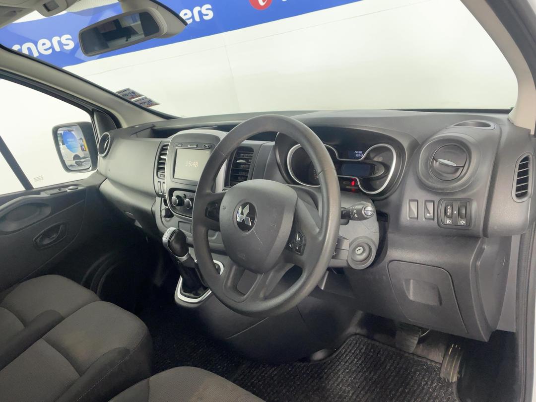 Photo '17' of Mitsubishi Express
