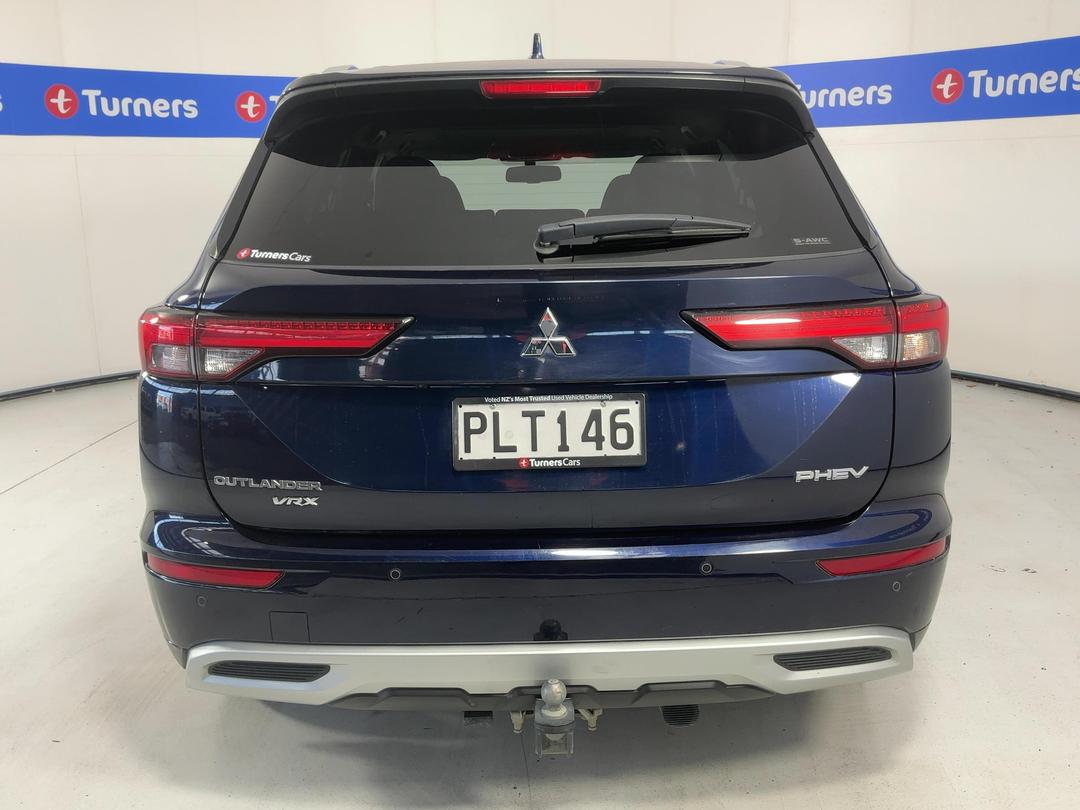 Photo '6' of Mitsubishi Outlander