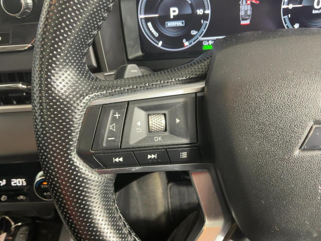 Photo '24' of Mitsubishi Outlander