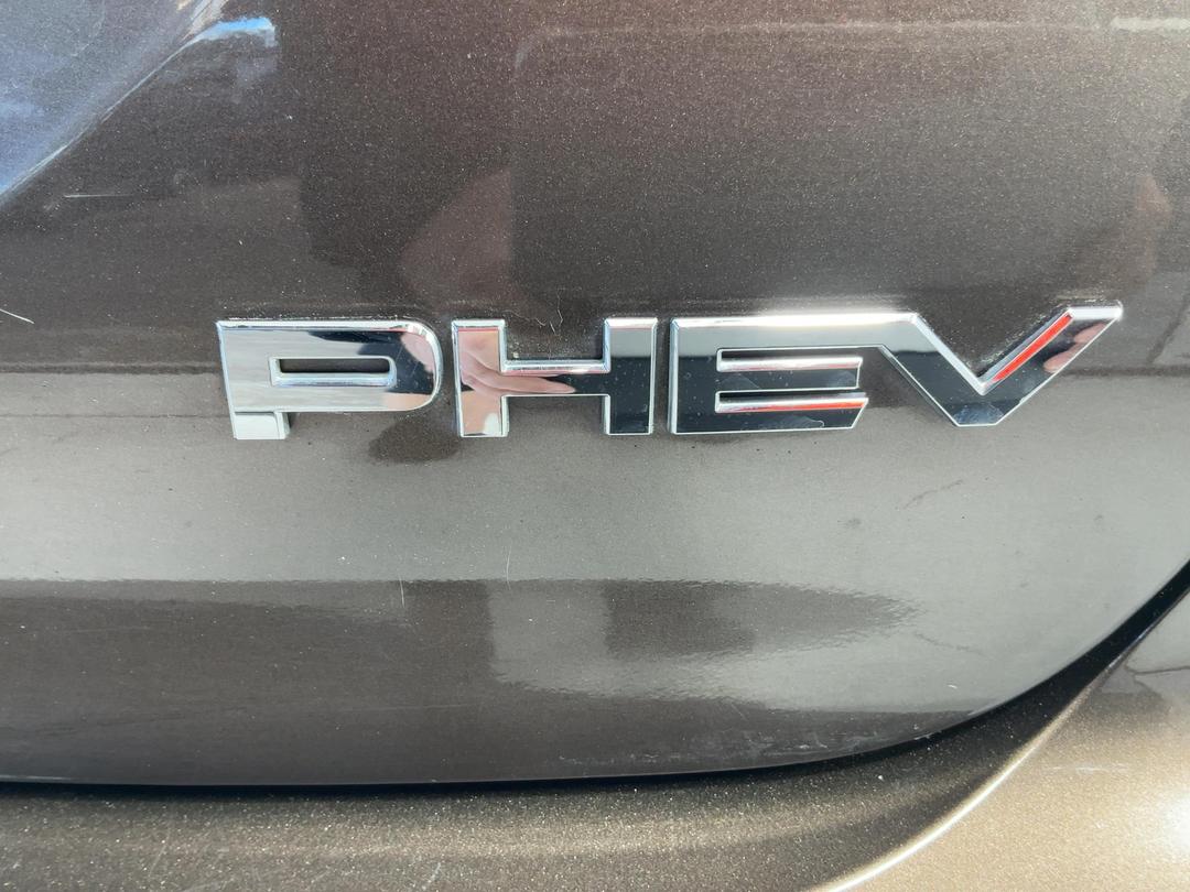 Photo '32' of Mitsubishi Outlander