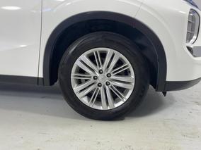Photo '9' of Mitsubishi Outlander