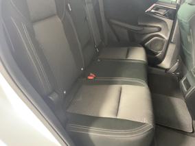Photo '20' of Mitsubishi Outlander