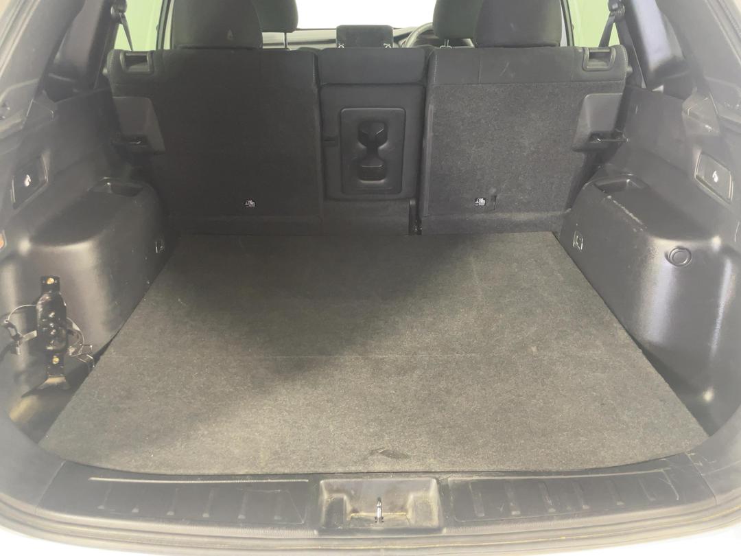 Photo '14' of Mitsubishi Outlander
