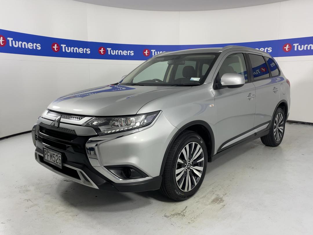 Photo '4' of Mitsubishi Outlander