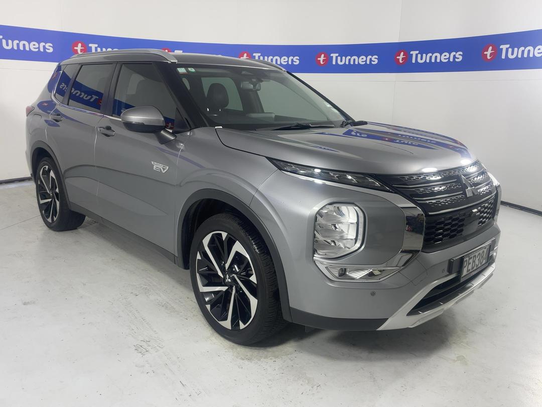 Photo '1' of Mitsubishi Outlander