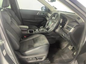 Photo '16' of Mitsubishi Outlander