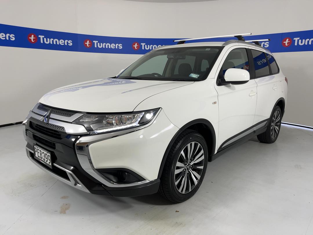 Photo '4' of Mitsubishi Outlander