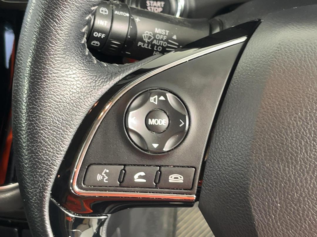 Photo '25' of Mitsubishi Outlander