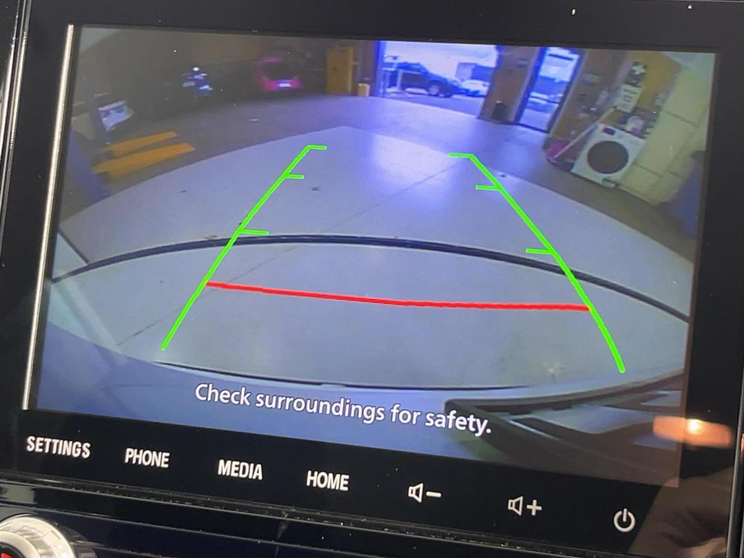 Photo '27' of Mitsubishi Outlander