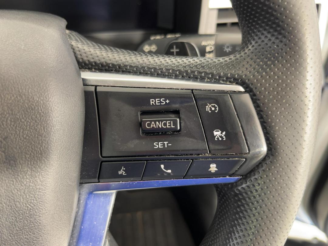 Photo '24' of Mitsubishi Outlander