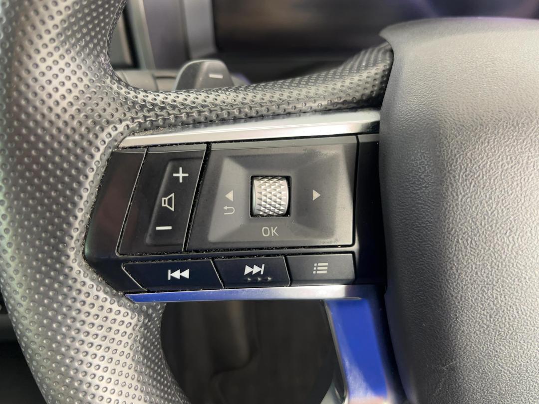 Photo '25' of Mitsubishi Outlander