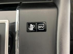 Photo '28' of Mitsubishi Outlander