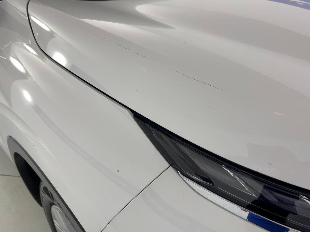 Photo '33' of Mitsubishi Outlander