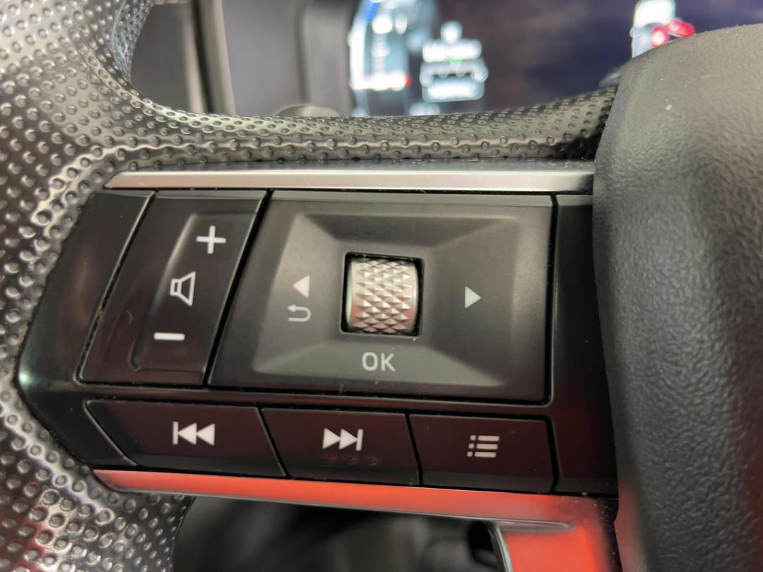 Photo '25' of Mitsubishi Outlander