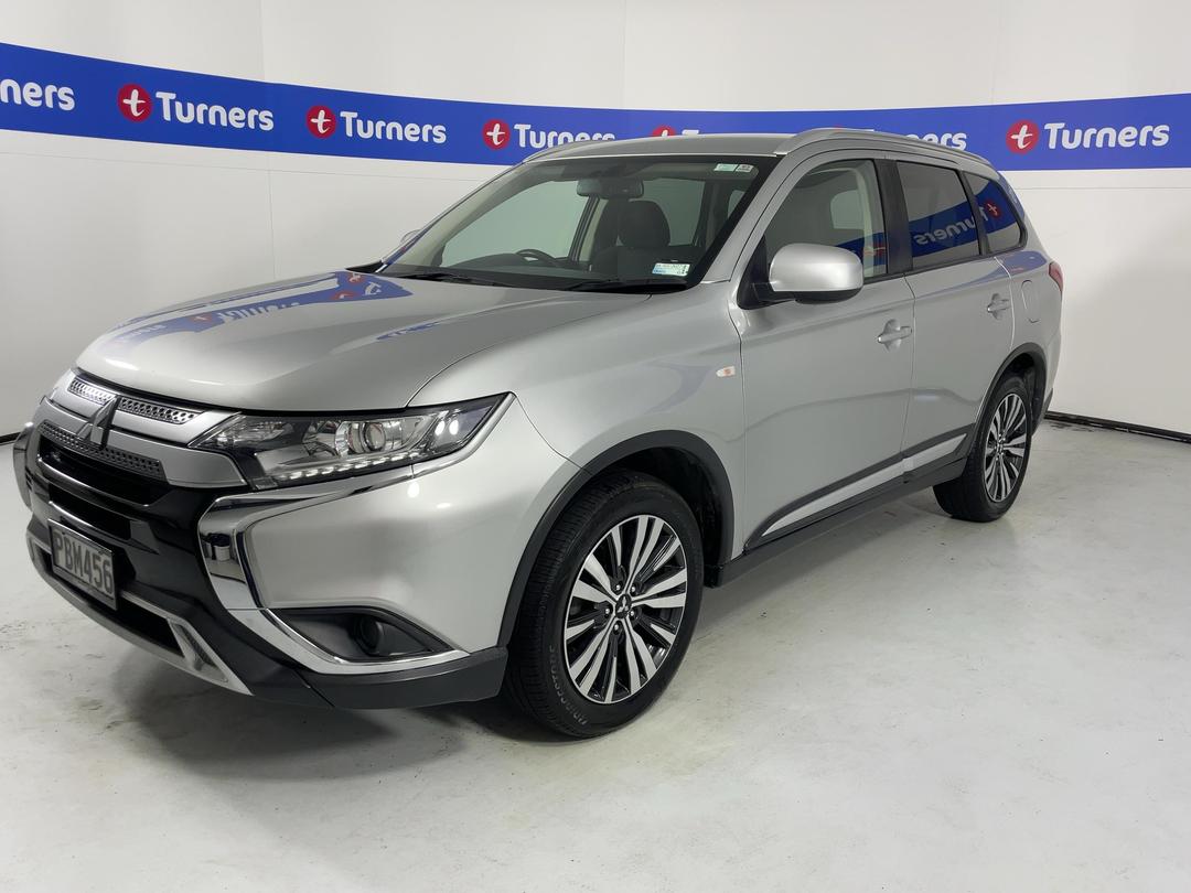 Photo '4' of Mitsubishi Outlander