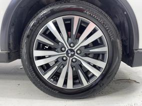 Photo '9' of Mitsubishi Outlander
