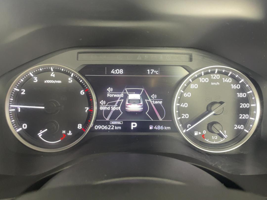 Photo '21' of Mitsubishi Outlander