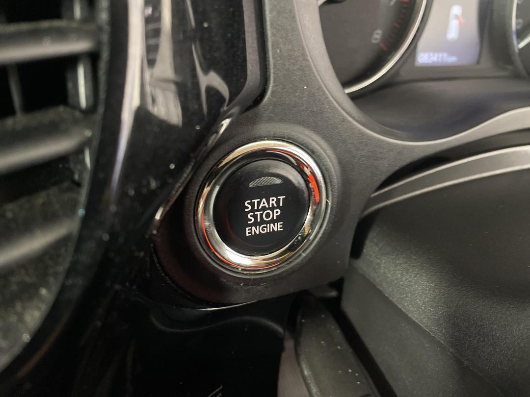 Photo '28' of Mitsubishi Outlander