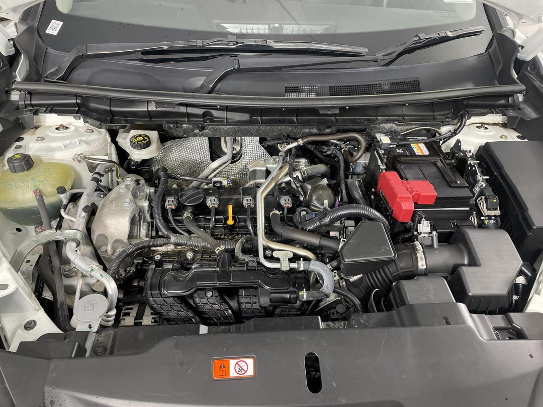 Photo '13' of Mitsubishi Outlander