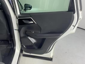 Photo '19' of Mitsubishi Outlander