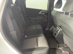 Photo '20' of Mitsubishi Outlander