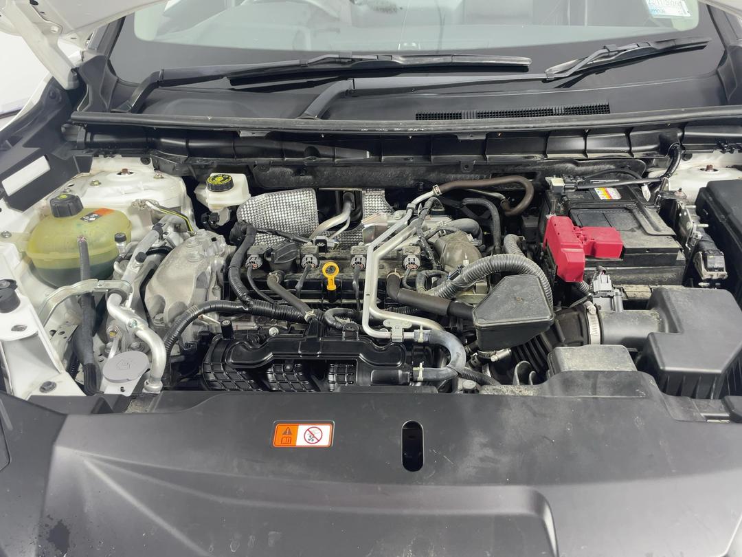 Photo '13' of Mitsubishi Outlander