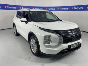 Photo '1' of Mitsubishi Outlander