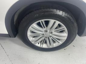 Photo '11' of Mitsubishi Outlander