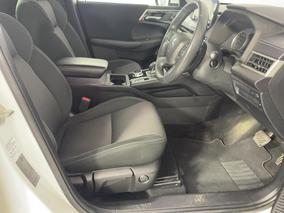 Photo '16' of Mitsubishi Outlander