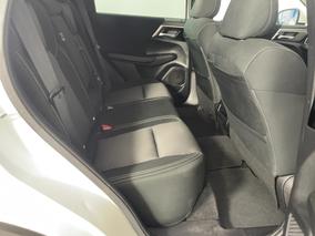 Photo '20' of Mitsubishi Outlander