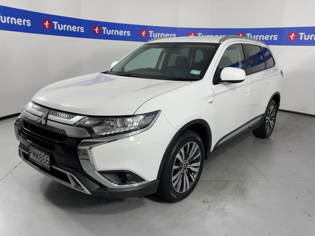 Photo '4' of Mitsubishi Outlander