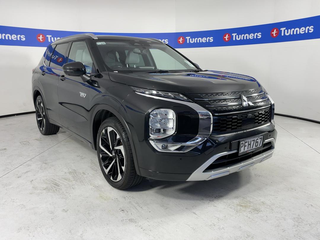 Photo '1' of Mitsubishi Outlander