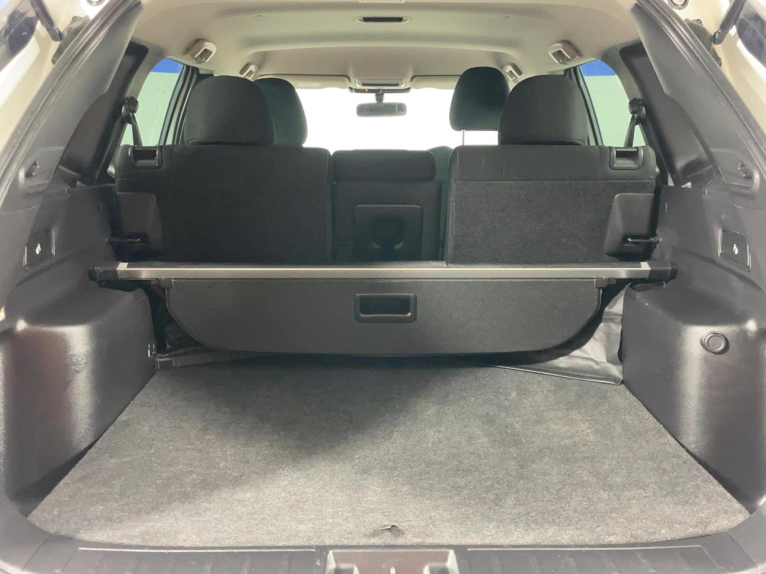 Photo '14' of Mitsubishi Outlander