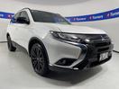 Thumbnail '1' of Mitsubishi Outlander