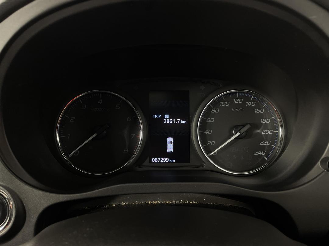 Photo '21' of Mitsubishi Outlander