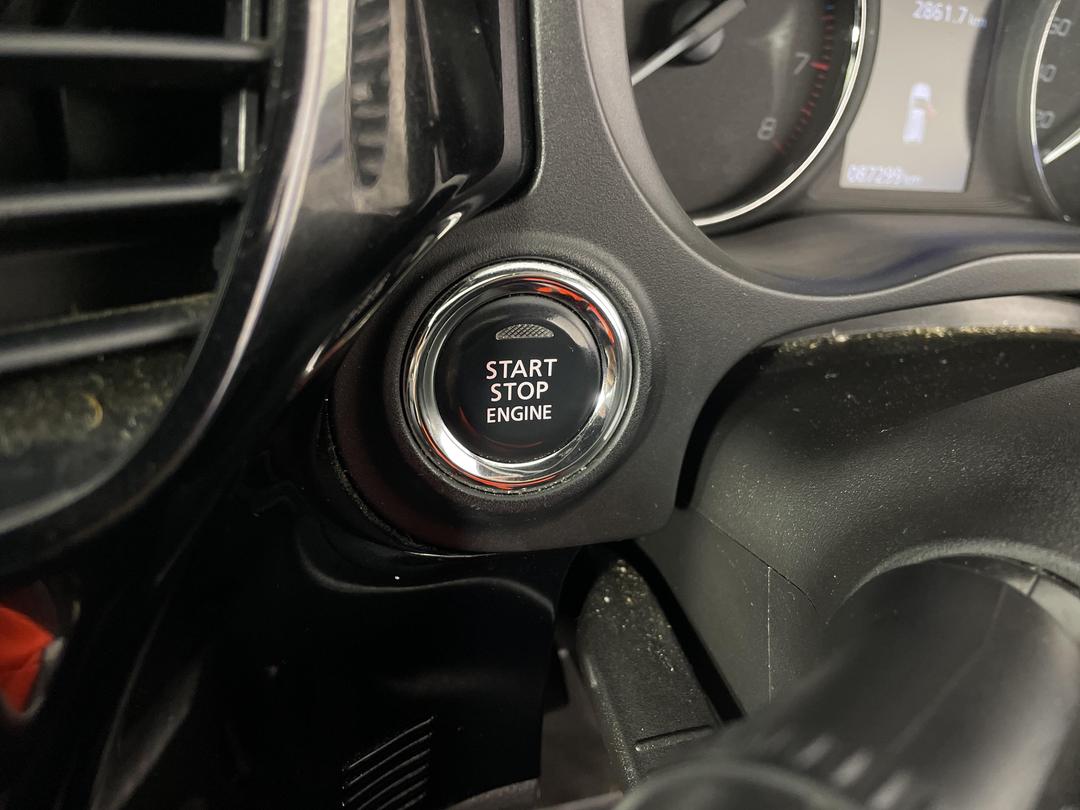 Photo '28' of Mitsubishi Outlander