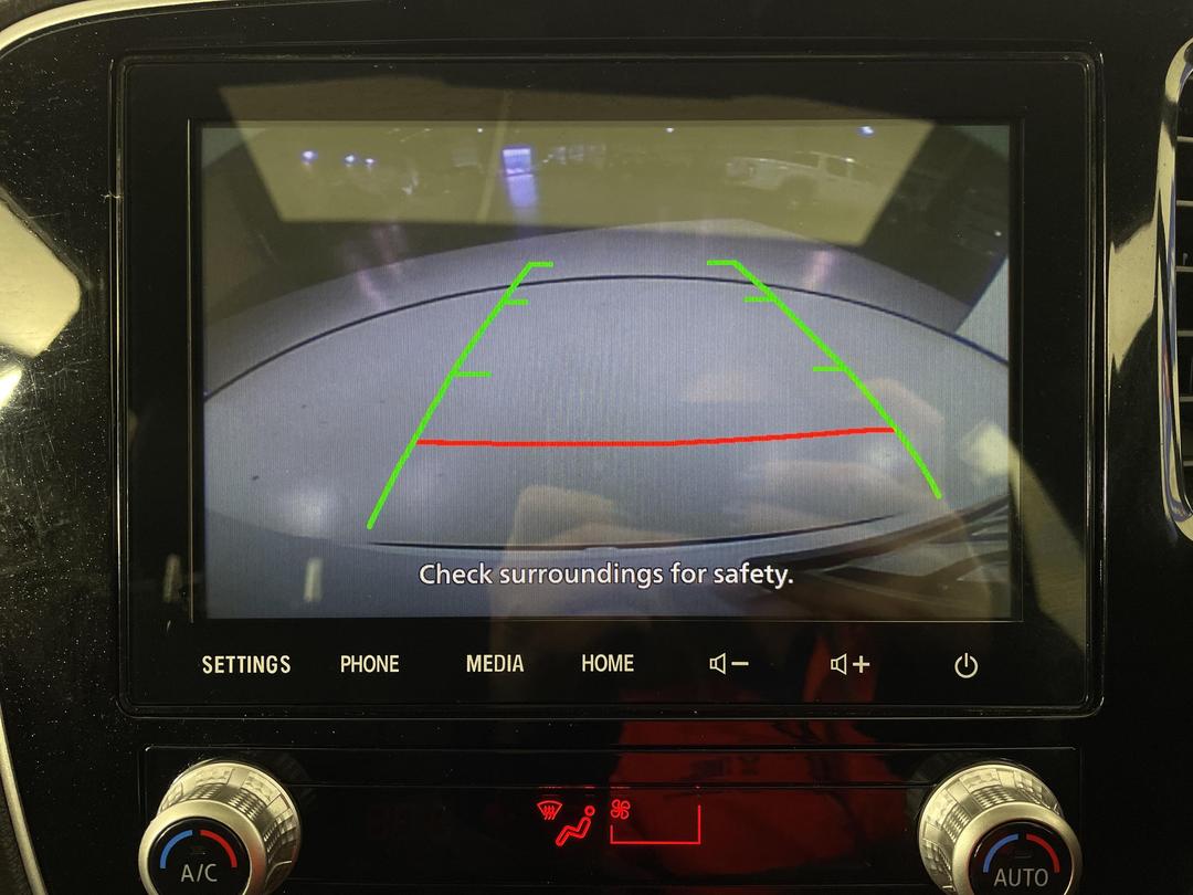 Photo '30' of Mitsubishi Outlander