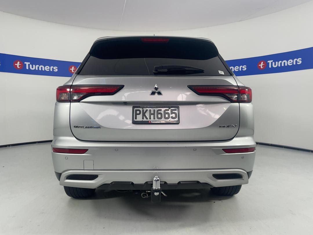 Photo '6' of Mitsubishi Outlander