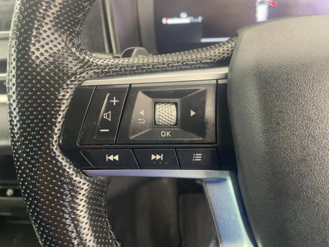 Photo '25' of Mitsubishi Outlander
