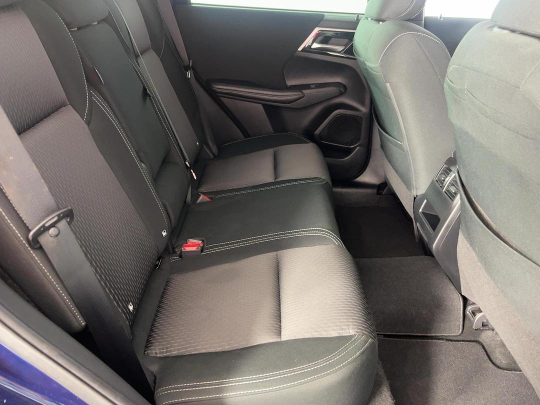 Photo '20' of Mitsubishi Outlander