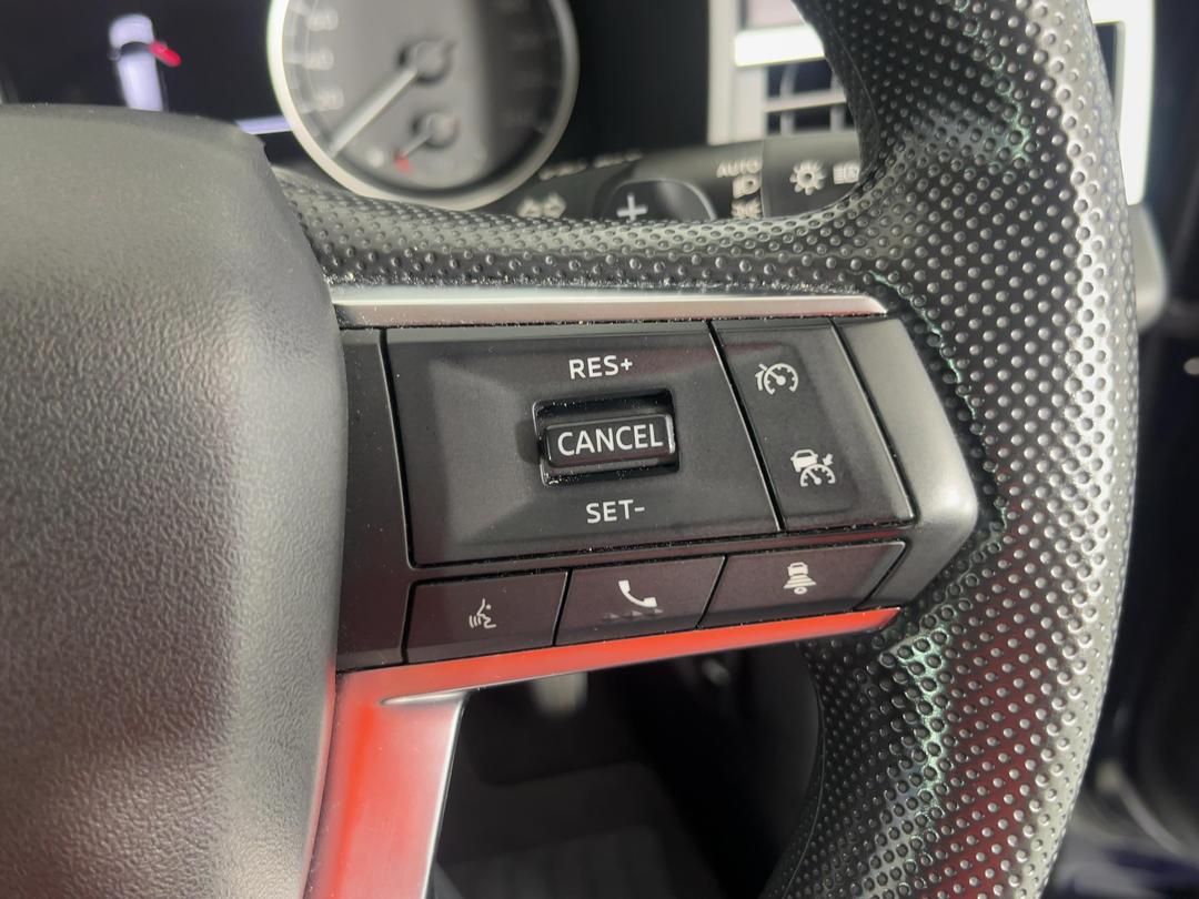 Photo '24' of Mitsubishi Outlander
