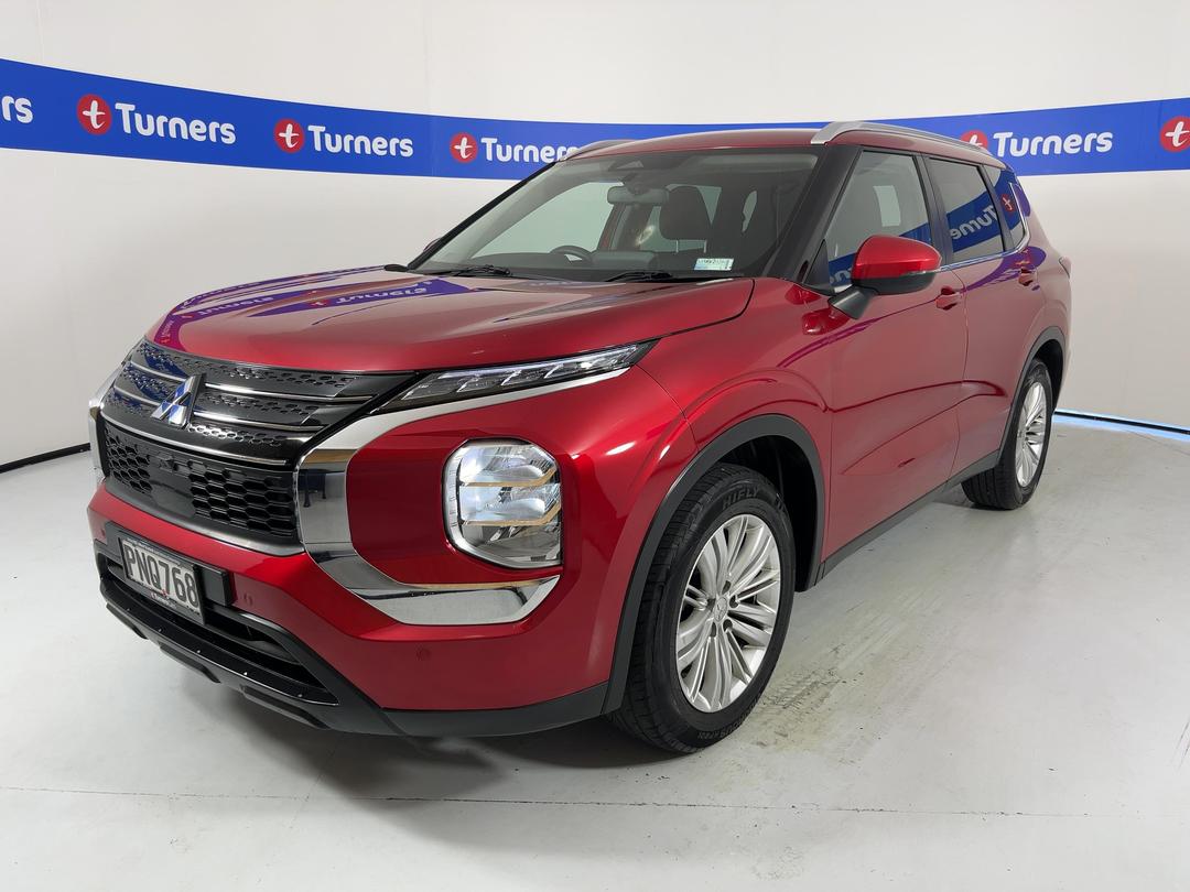 Photo '4' of Mitsubishi Outlander