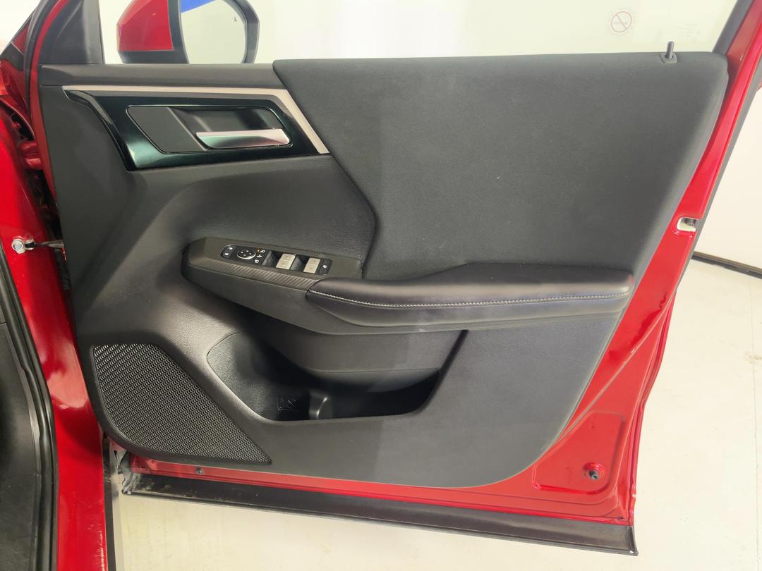 Photo '15' of Mitsubishi Outlander