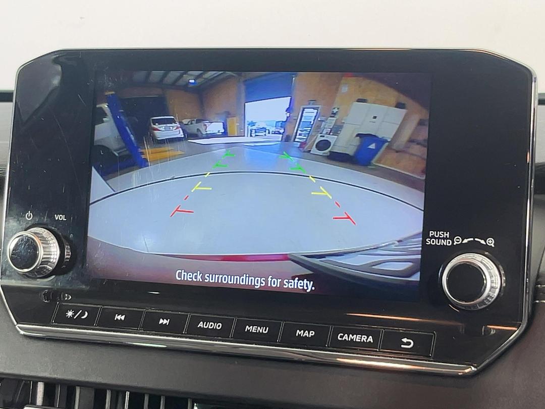 Photo '29' of Mitsubishi Outlander