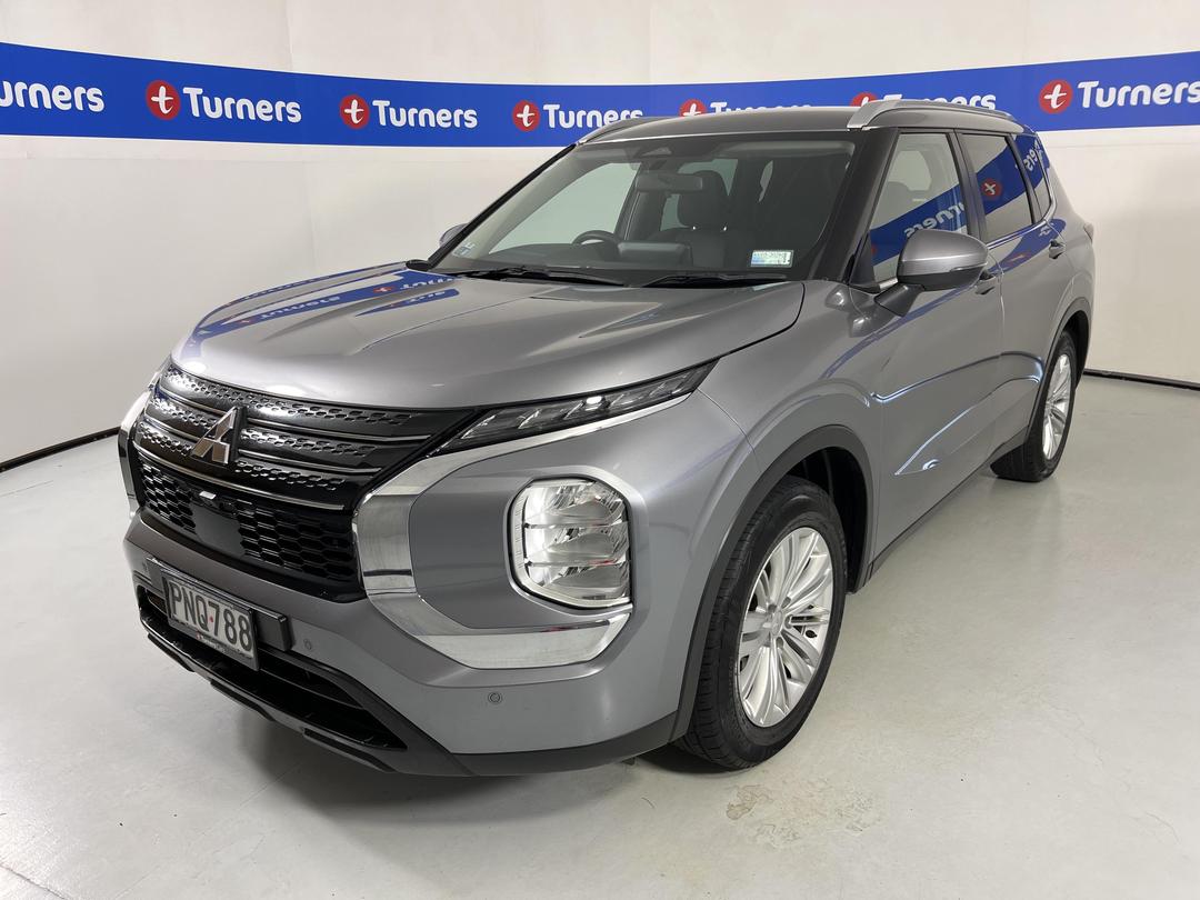 Photo '4' of Mitsubishi Outlander