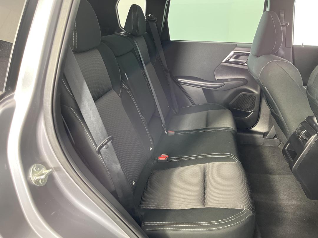 Photo '20' of Mitsubishi Outlander